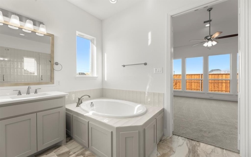 2006 Wickersham Road, Rockwall, TX 75087, 4 Habitaciones Habitaciones , ,3 BañosBaños,Residential,En Venta,2006 Wickersham Road,0,21045443