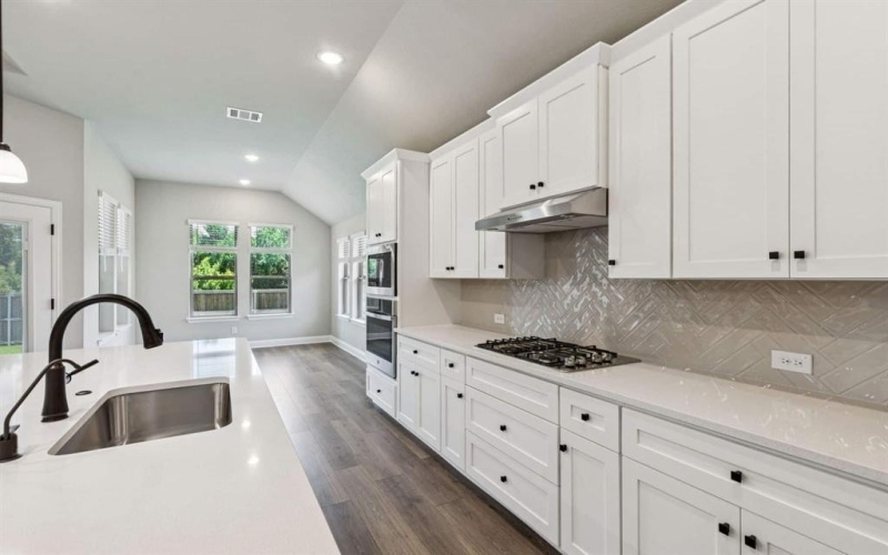 1324 Chisos, Forney, TX 75126, 4 Bedrooms Bedrooms, ,3 BathroomsBathrooms,Residential,For Sale,1324 Chisos,0,21045470