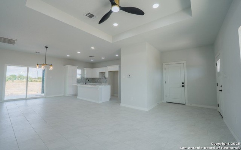 150 Ranchero Way, Natalia, TX 78059, 3 Habitaciones Habitaciones , ,2 BañosBaños,Residential,En Venta,150 Ranchero Way,0,1896571