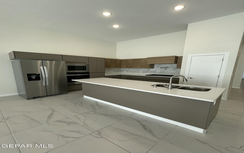 3880 Reliance Street, El Paso, TX 79938, 4 Habitaciones Habitaciones , ,3 BañosBaños,Residential,En Venta,3880 Reliance Street,0,929309