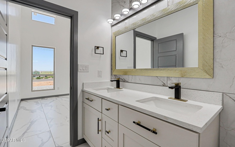 693 San Jose, Chaparral, NM 88081, 3 Bedrooms Bedrooms, ,2 BathroomsBathrooms,Residential,For Sale,693 San Jose,0,929329
