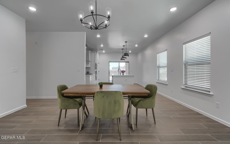 417 Davis Greenwood Court, Vinton, TX 79821, 4 Habitaciones Habitaciones , ,2 BañosBaños,Residential,En Venta,417 Davis Greenwood Court,0,929332