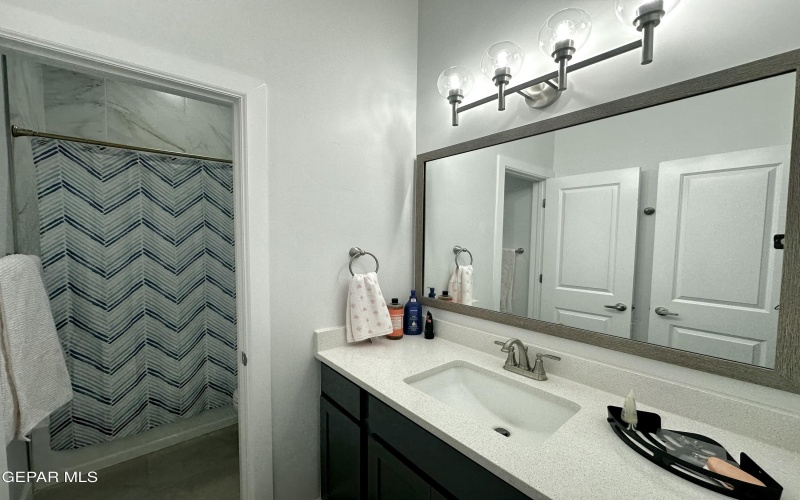 132 Ruth Trail, Santa Teresa, NM 88008, 4 Habitaciones Habitaciones , ,2 BañosBaños,Residential,En Venta,132 Ruth Trail,0,929339