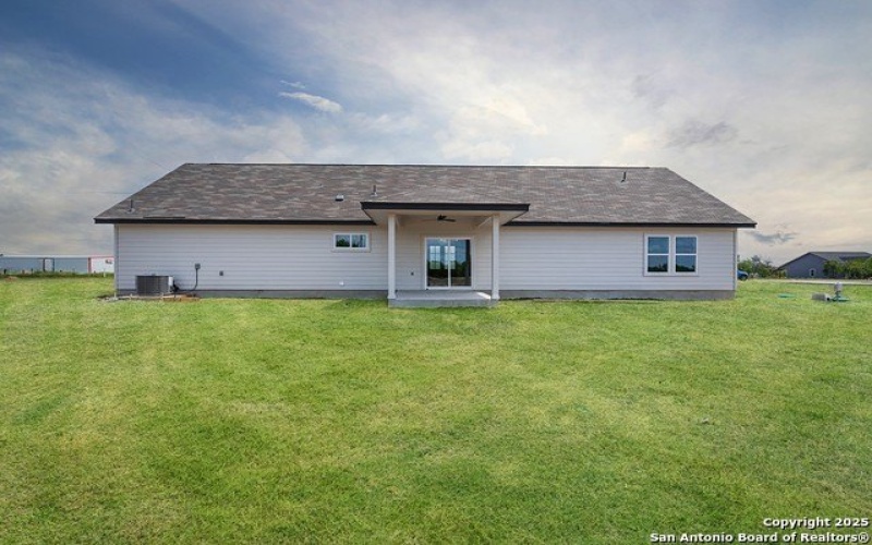 122 Ranchero Way, Natalia, TX 78059, 3 Bedrooms Bedrooms, ,2 BathroomsBathrooms,Residential,For Sale,122 Ranchero Way,0,1896653