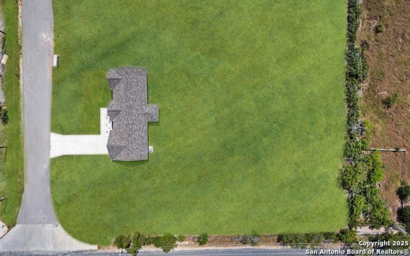 122 Ranchero Way, Natalia, TX 78059, 3 Bedrooms Bedrooms, ,2 BathroomsBathrooms,Residential,For Sale,122 Ranchero Way,0,1896653