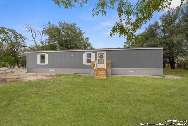 755 Avenue D, Poteet, TX 78065, 3 Habitaciones Habitaciones , ,2 BañosBaños,Residential,En Venta,755 Avenue D,0,1896823