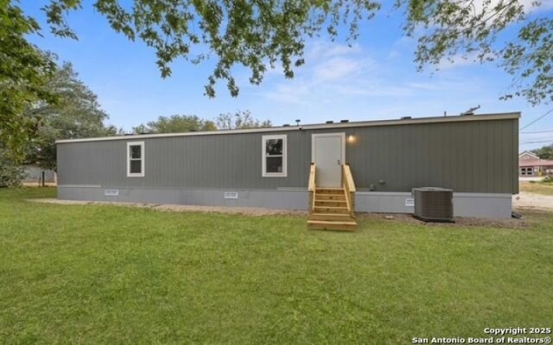 755 Avenue D, Poteet, TX 78065, 3 Habitaciones Habitaciones , ,2 BañosBaños,Residential,En Venta,755 Avenue D,0,1896823