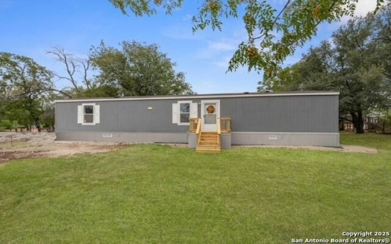 755 Avenue D, Poteet, TX 78065, 3 Habitaciones Habitaciones , ,2 BañosBaños,Residential,En Venta,755 Avenue D,0,1896823
