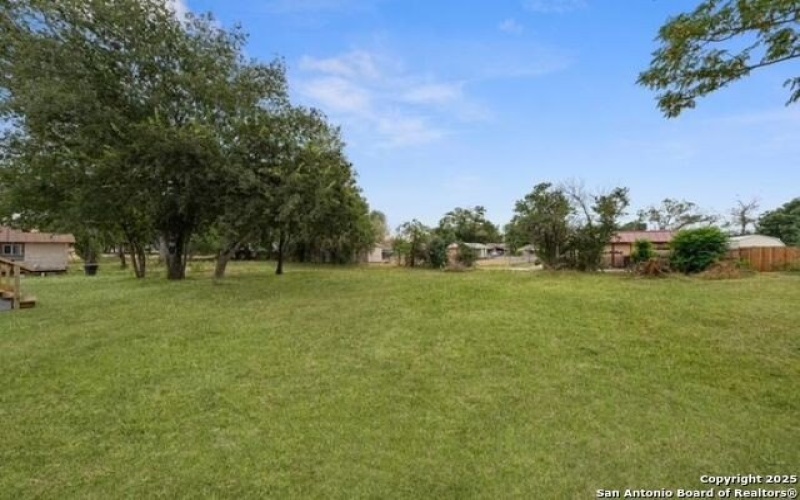 755 Avenue D, Poteet, TX 78065, 3 Habitaciones Habitaciones , ,2 BañosBaños,Residential,En Venta,755 Avenue D,0,1896823