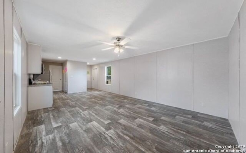 755 Avenue D, Poteet, TX 78065, 3 Habitaciones Habitaciones , ,2 BañosBaños,Residential,En Venta,755 Avenue D,0,1896823