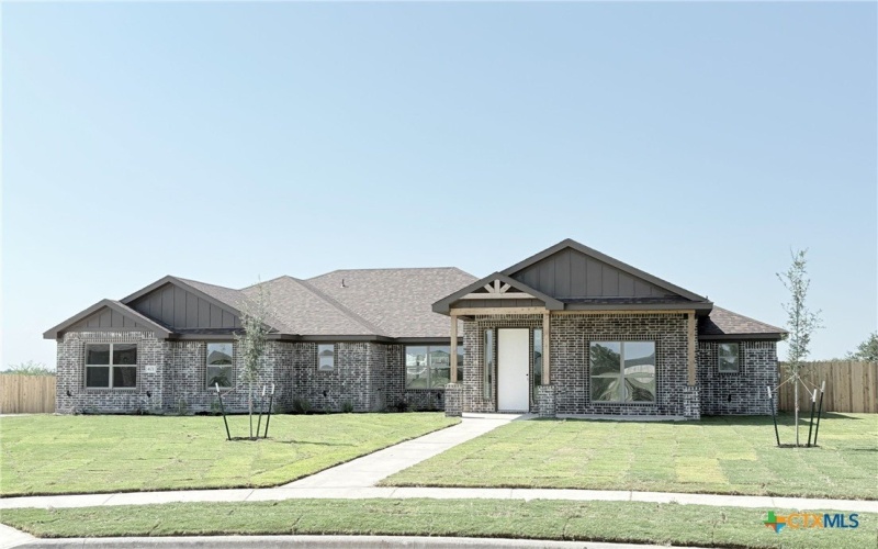 421 Ridge Crest Drive, Copperas Cove, TX 76522, 3 Bedrooms Bedrooms, ,2 BathroomsBathrooms,Residential,For Sale,421 Ridge Crest Drive,0,589340