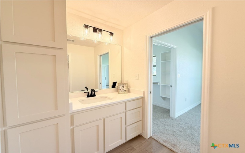 421 Ridge Crest Drive, Copperas Cove, TX 76522, 3 Habitaciones Habitaciones , ,2 BañosBaños,Residential,En Venta,421 Ridge Crest Drive,0,589340