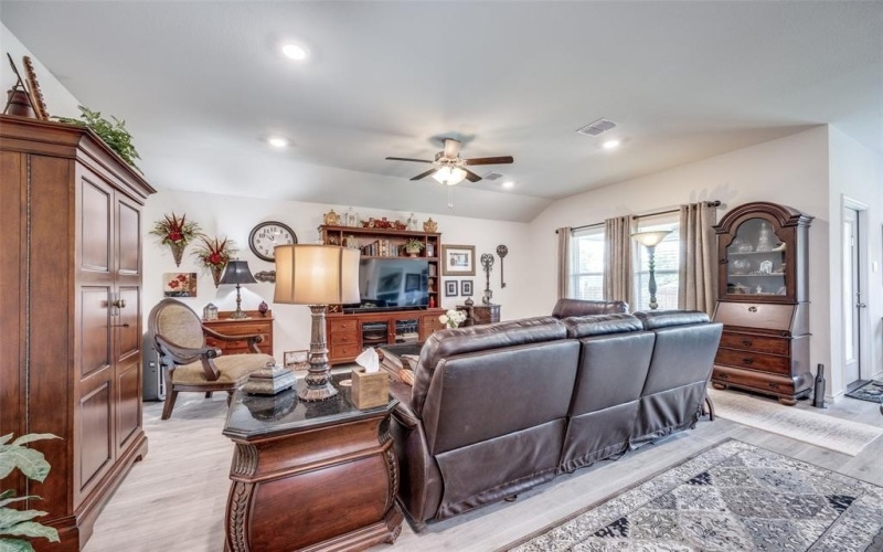 525 Brandy Lane, Tom Bean, TX 75489, 4 Bedrooms Bedrooms, ,2 BathroomsBathrooms,Residential,For Sale,525 Brandy Lane,0,20948238