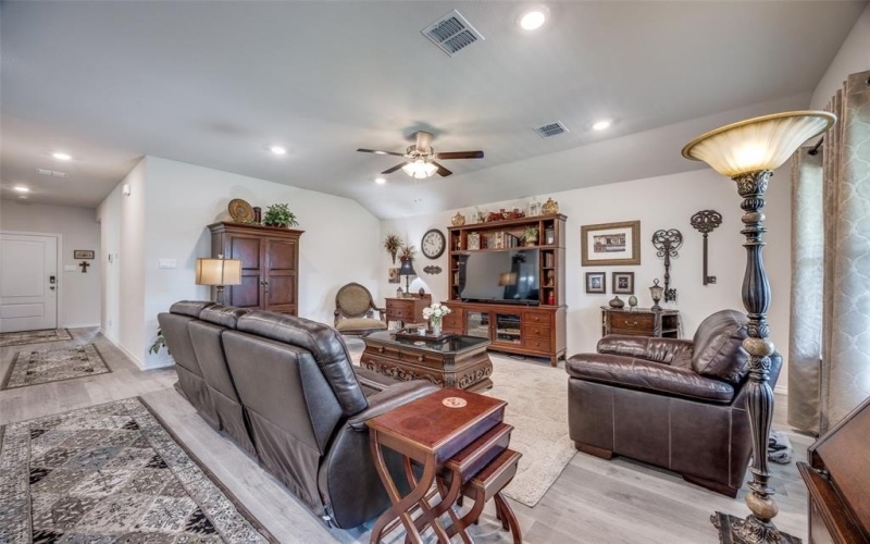 525 Brandy Lane, Tom Bean, TX 75489, 4 Bedrooms Bedrooms, ,2 BathroomsBathrooms,Residential,For Sale,525 Brandy Lane,0,20948238