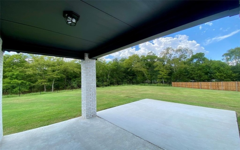 400 Devonshire Drive, Greenville, TX 75401, 5 Bedrooms Bedrooms, ,5 BathroomsBathrooms,Residential,For Sale,400 Devonshire Drive,0,21045374