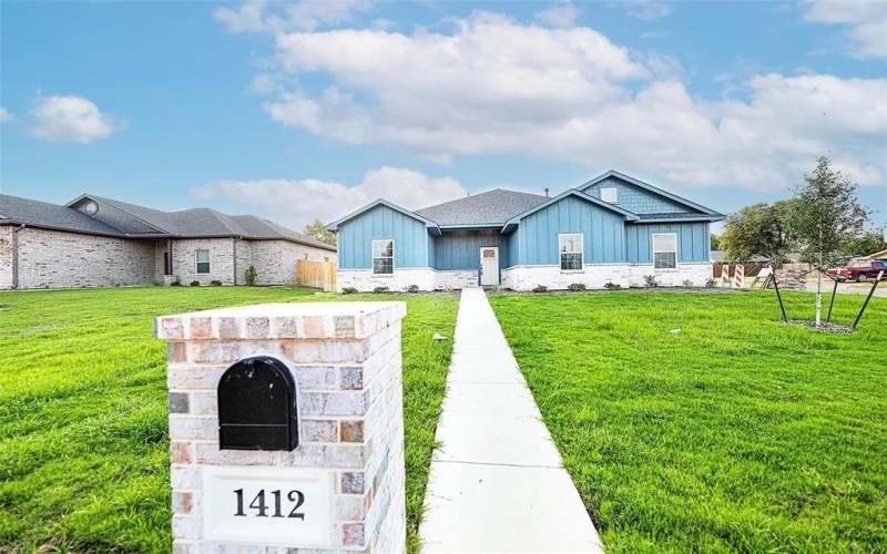 1412 Mason Street, Bowie, TX 76230, 3 Habitaciones Habitaciones , ,2 BañosBaños,Residential,En Venta,1412 Mason Street,0,21042643