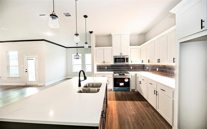 1412 Mason Street, Bowie, TX 76230, 3 Habitaciones Habitaciones , ,2 BañosBaños,Residential,En Venta,1412 Mason Street,0,21042643
