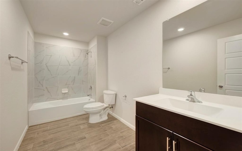 111 Hudson Lane, Justin, TX 76247, 5 Bedrooms Bedrooms, ,3 BathroomsBathrooms,Residential,For Sale,111 Hudson Lane,0,21042961