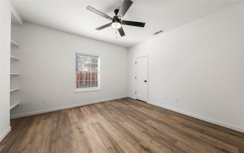 1911 S 11th Street, Waco, TX 76706, 8 Habitaciones Habitaciones , ,5 BañosBaños,Residential Multi Family,En Venta,1911 S 11th Street,0,21043304
