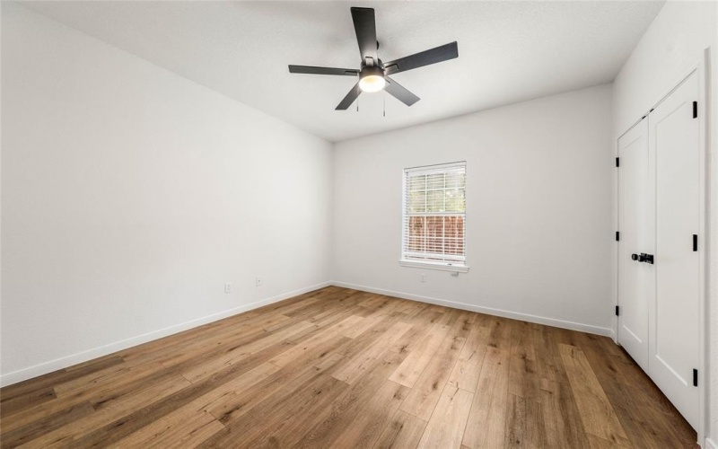 1911 S 11th Street, Waco, TX 76706, 8 Habitaciones Habitaciones , ,5 BañosBaños,Residential Multi Family,En Venta,1911 S 11th Street,0,21043304