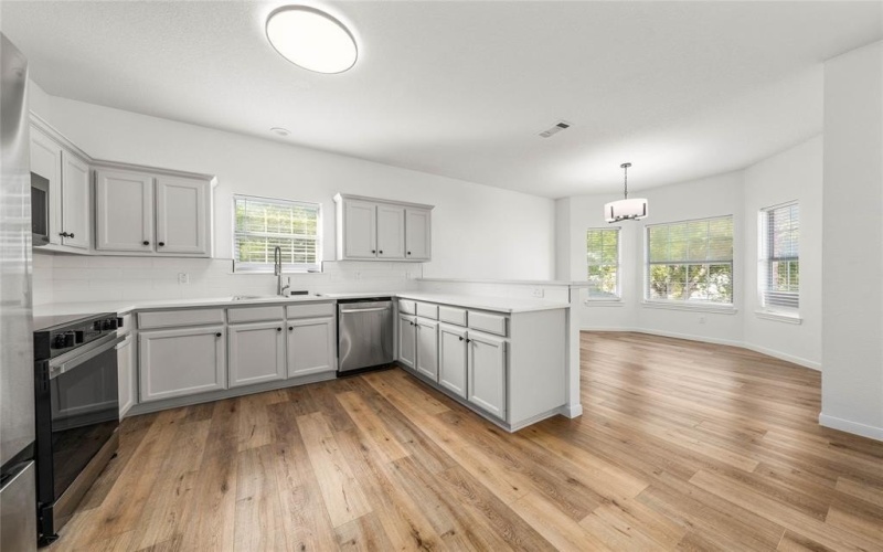1911 S 11th Street, Waco, TX 76706, 8 Habitaciones Habitaciones , ,5 BañosBaños,Residential Multi Family,En Venta,1911 S 11th Street,0,21043304