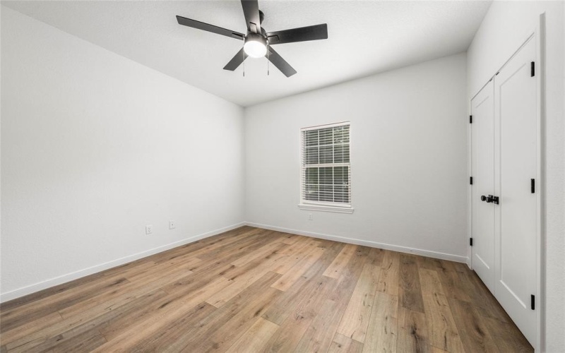 1911 S 11th Street, Waco, TX 76706, 8 Habitaciones Habitaciones , ,5 BañosBaños,Residential Multi Family,En Venta,1911 S 11th Street,0,21043304
