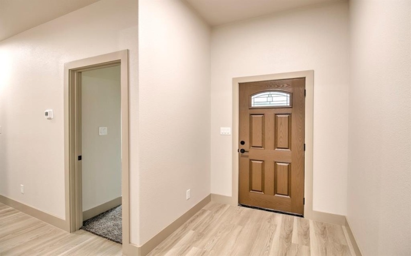 1019 HOLIDAY Drive, Sherman, TX 75090, 4 Habitaciones Habitaciones , ,2 BañosBaños,Residential,En Venta,1019 HOLIDAY Drive,0,21043987