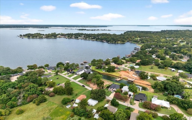247 Autumn Wood Trail, Gun Barrel City, TX 75156, 4 Habitaciones Habitaciones , ,3 BañosBaños,Residential,En Venta,247 Autumn Wood Trail,0,21044131