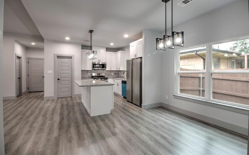 1015 HOLIDAY Drive, Sherman, TX 75090, 4 Habitaciones Habitaciones , ,2 BañosBaños,Residential,En Venta,1015 HOLIDAY Drive,0,21044989