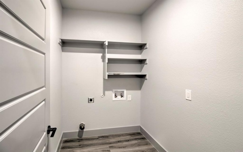 1015 HOLIDAY Drive, Sherman, TX 75090, 4 Habitaciones Habitaciones , ,2 BañosBaños,Residential,En Venta,1015 HOLIDAY Drive,0,21044989