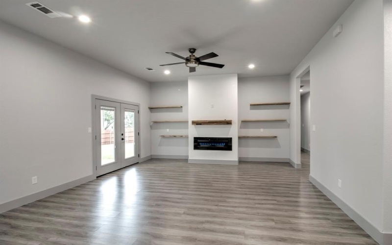 1015 HOLIDAY Drive, Sherman, TX 75090, 4 Habitaciones Habitaciones , ,2 BañosBaños,Residential,En Venta,1015 HOLIDAY Drive,0,21044989