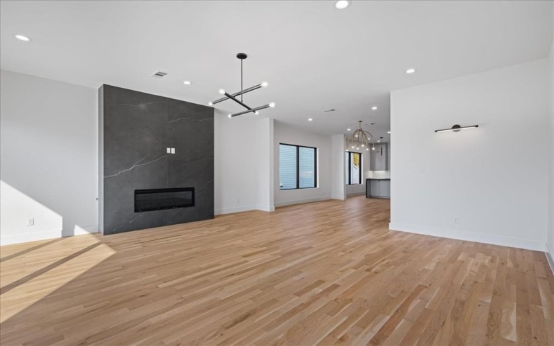 4517 Weldon Street, Dallas, TX 75204, 4 Bedrooms Bedrooms, ,3 BathroomsBathrooms,Residential,For Sale,4517 Weldon Street,0,21045607