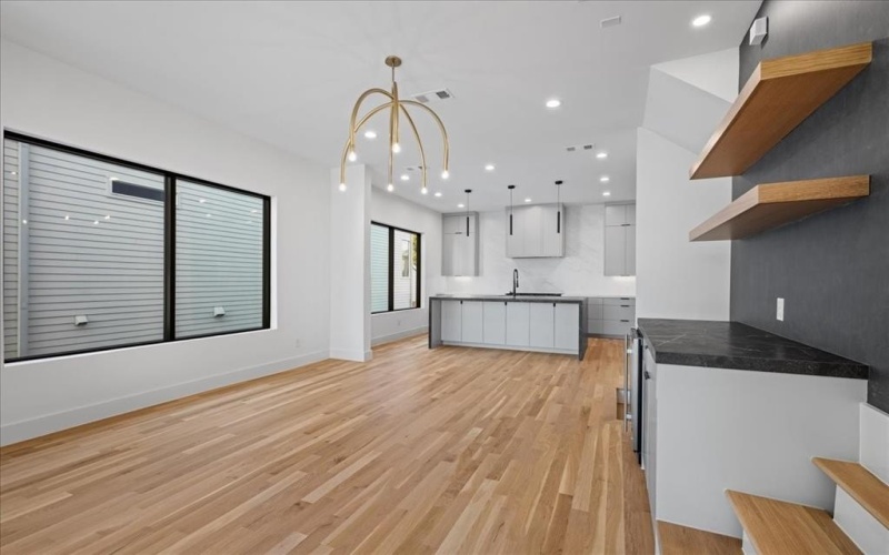 4517 Weldon Street, Dallas, TX 75204, 4 Bedrooms Bedrooms, ,3 BathroomsBathrooms,Residential,For Sale,4517 Weldon Street,0,21045607