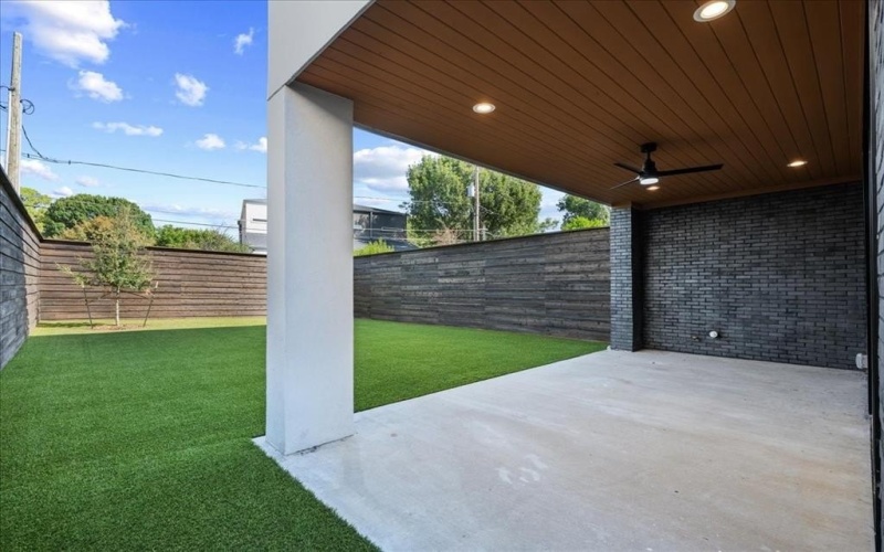 4517 Weldon Street, Dallas, TX 75204, 4 Bedrooms Bedrooms, ,3 BathroomsBathrooms,Residential,For Sale,4517 Weldon Street,0,21045607