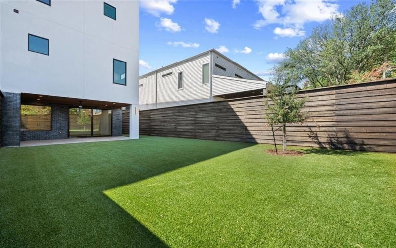 4517 Weldon Street, Dallas, TX 75204, 4 Bedrooms Bedrooms, ,3 BathroomsBathrooms,Residential,For Sale,4517 Weldon Street,0,21045607