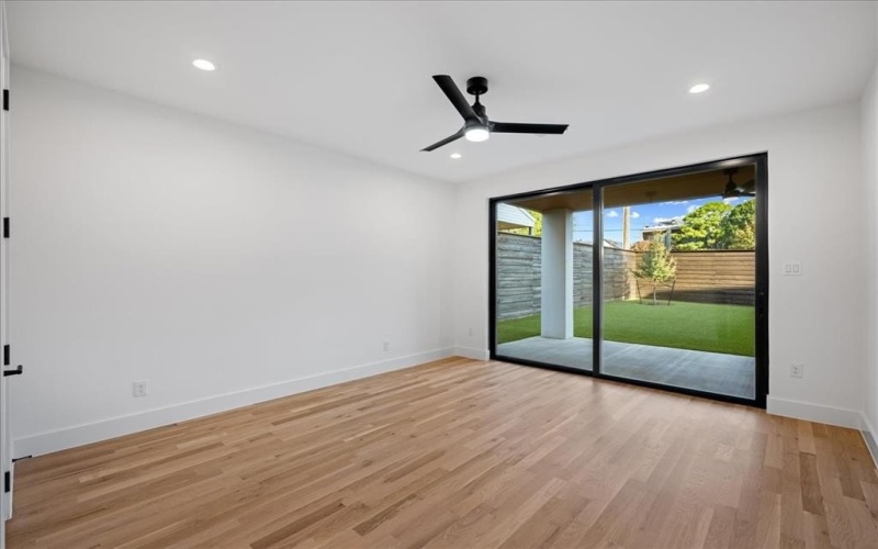 4517 Weldon Street, Dallas, TX 75204, 4 Bedrooms Bedrooms, ,3 BathroomsBathrooms,Residential,For Sale,4517 Weldon Street,0,21045607