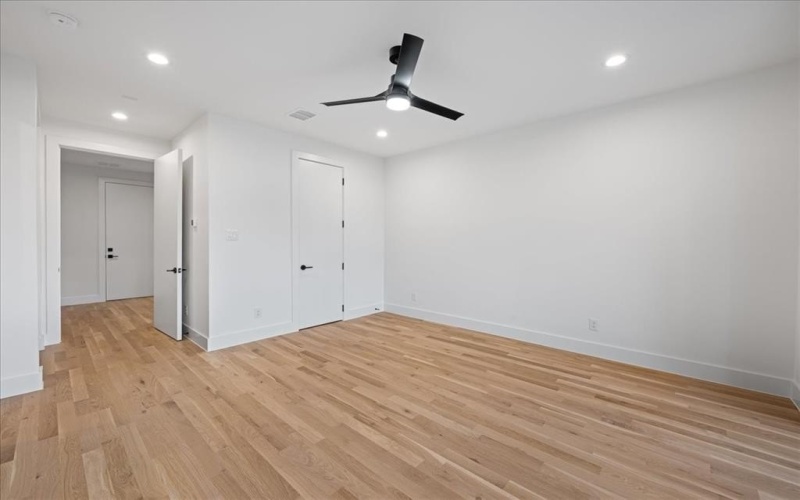 4517 Weldon Street, Dallas, TX 75204, 4 Bedrooms Bedrooms, ,3 BathroomsBathrooms,Residential,For Sale,4517 Weldon Street,0,21045607