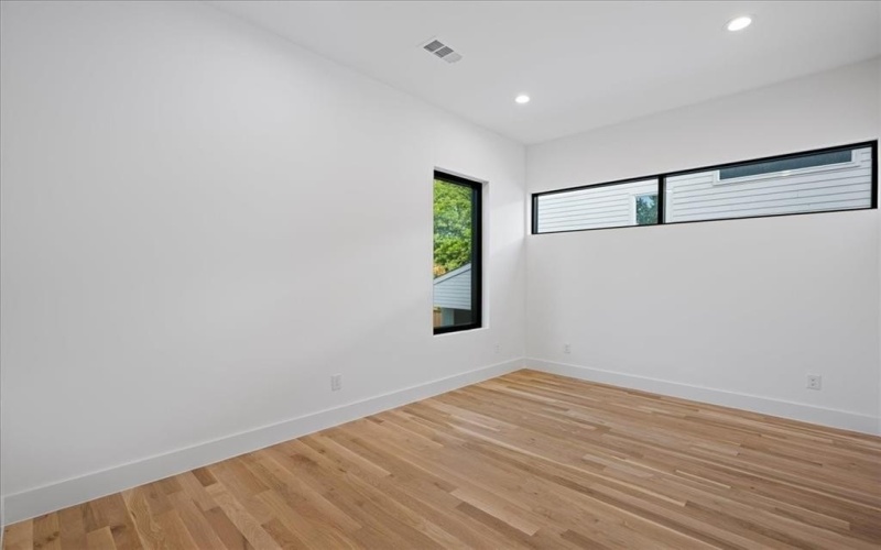 4519 Weldon Street, Dallas, TX 75204, 4 Bedrooms Bedrooms, ,3 BathroomsBathrooms,Residential,For Sale,4519 Weldon Street,0,21045702