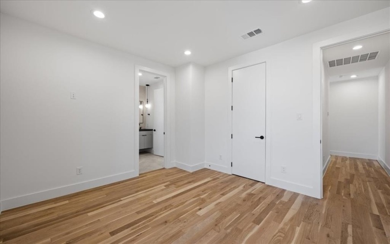 4519 Weldon Street, Dallas, TX 75204, 4 Bedrooms Bedrooms, ,3 BathroomsBathrooms,Residential,For Sale,4519 Weldon Street,0,21045702