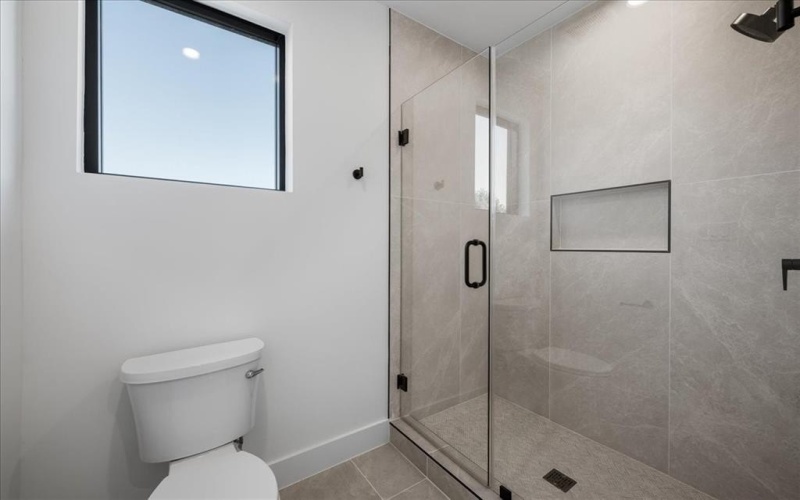 4519 Weldon Street, Dallas, TX 75204, 4 Bedrooms Bedrooms, ,3 BathroomsBathrooms,Residential,For Sale,4519 Weldon Street,0,21045702