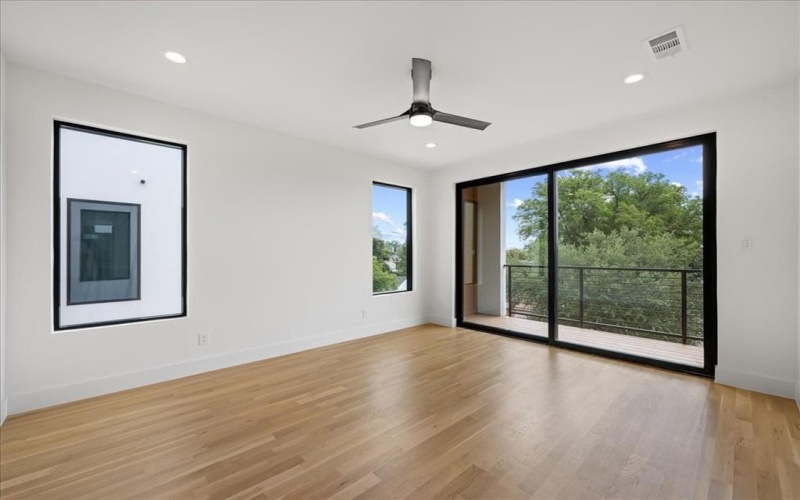 4519 Weldon Street, Dallas, TX 75204, 4 Bedrooms Bedrooms, ,3 BathroomsBathrooms,Residential,For Sale,4519 Weldon Street,0,21045702