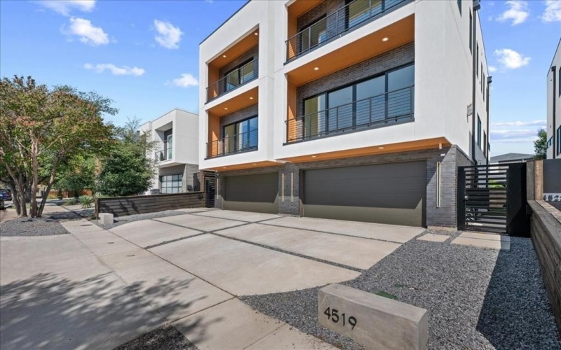 4519 Weldon Street, Dallas, TX 75204, 4 Bedrooms Bedrooms, ,3 BathroomsBathrooms,Residential,For Sale,4519 Weldon Street,0,21045702