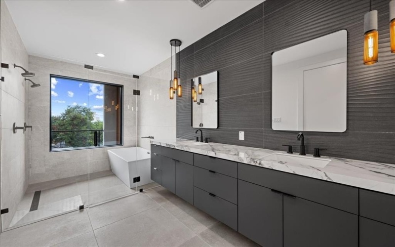 4519 Weldon Street, Dallas, TX 75204, 4 Bedrooms Bedrooms, ,3 BathroomsBathrooms,Residential,For Sale,4519 Weldon Street,0,21045702