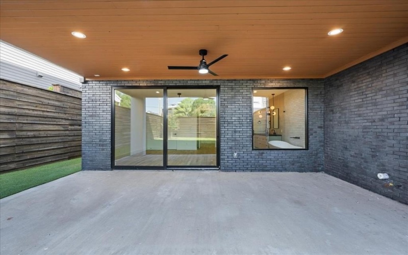 4519 Weldon Street, Dallas, TX 75204, 4 Bedrooms Bedrooms, ,3 BathroomsBathrooms,Residential,For Sale,4519 Weldon Street,0,21045702