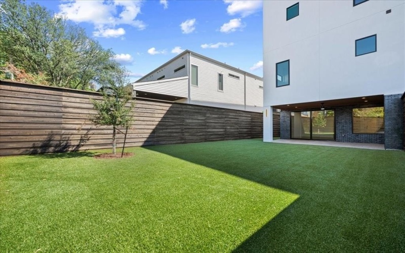 4519 Weldon Street, Dallas, TX 75204, 4 Bedrooms Bedrooms, ,3 BathroomsBathrooms,Residential,For Sale,4519 Weldon Street,0,21045702