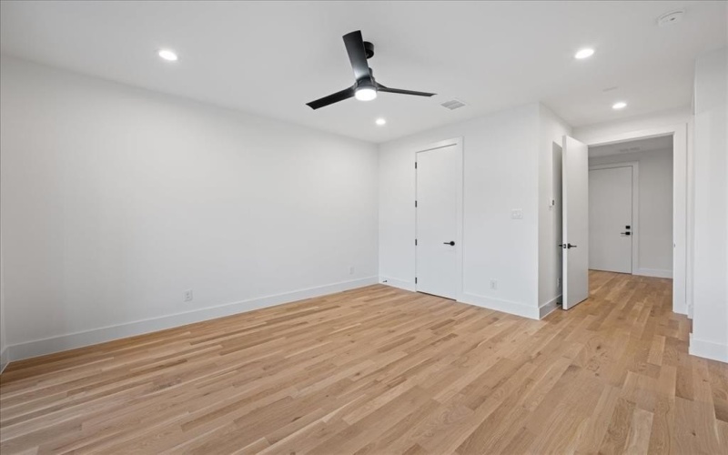 4519 Weldon Street, Dallas, TX 75204, 4 Bedrooms Bedrooms, ,3 BathroomsBathrooms,Residential,For Sale,4519 Weldon Street,0,21045702