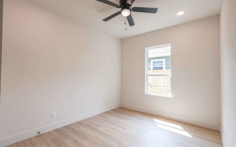 5420 Carver Drive, Fort Worth, TX 76107, 4 Bedrooms Bedrooms, ,2 BathroomsBathrooms,Residential,For Sale,5420 Carver Drive,0,21045720