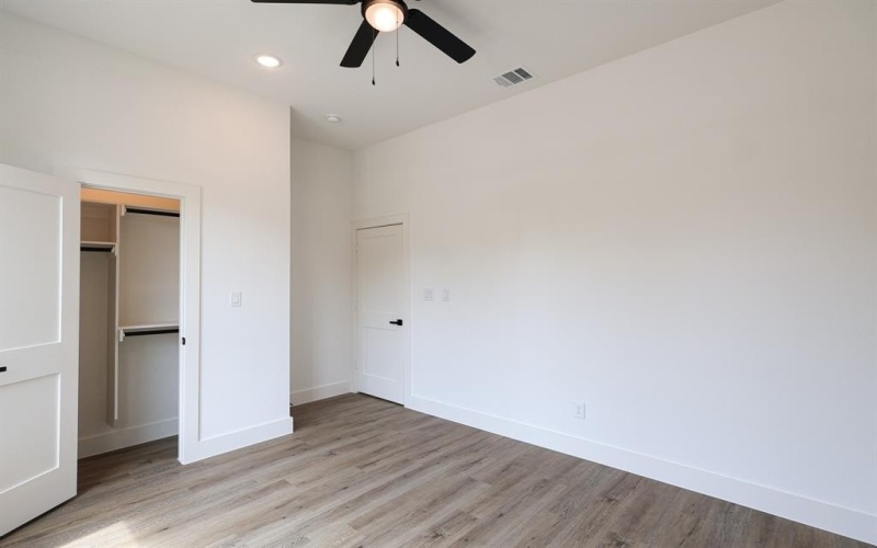 5416 Carver Drive, Fort Worth, TX 76107, 4 Bedrooms Bedrooms, ,2 BathroomsBathrooms,Residential,For Sale,5416 Carver Drive,0,21045727