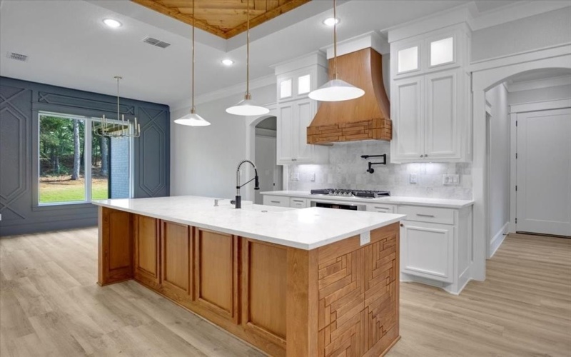 12328 Oak Grove Dr., Tyler, TX 75706, 4 Bedrooms Bedrooms, ,3 BathroomsBathrooms,Residential,For Sale,12328 Oak Grove Dr.,0,21045775