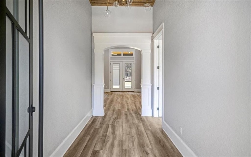 12328 Oak Grove Dr., Tyler, TX 75706, 4 Bedrooms Bedrooms, ,3 BathroomsBathrooms,Residential,For Sale,12328 Oak Grove Dr.,0,21045775